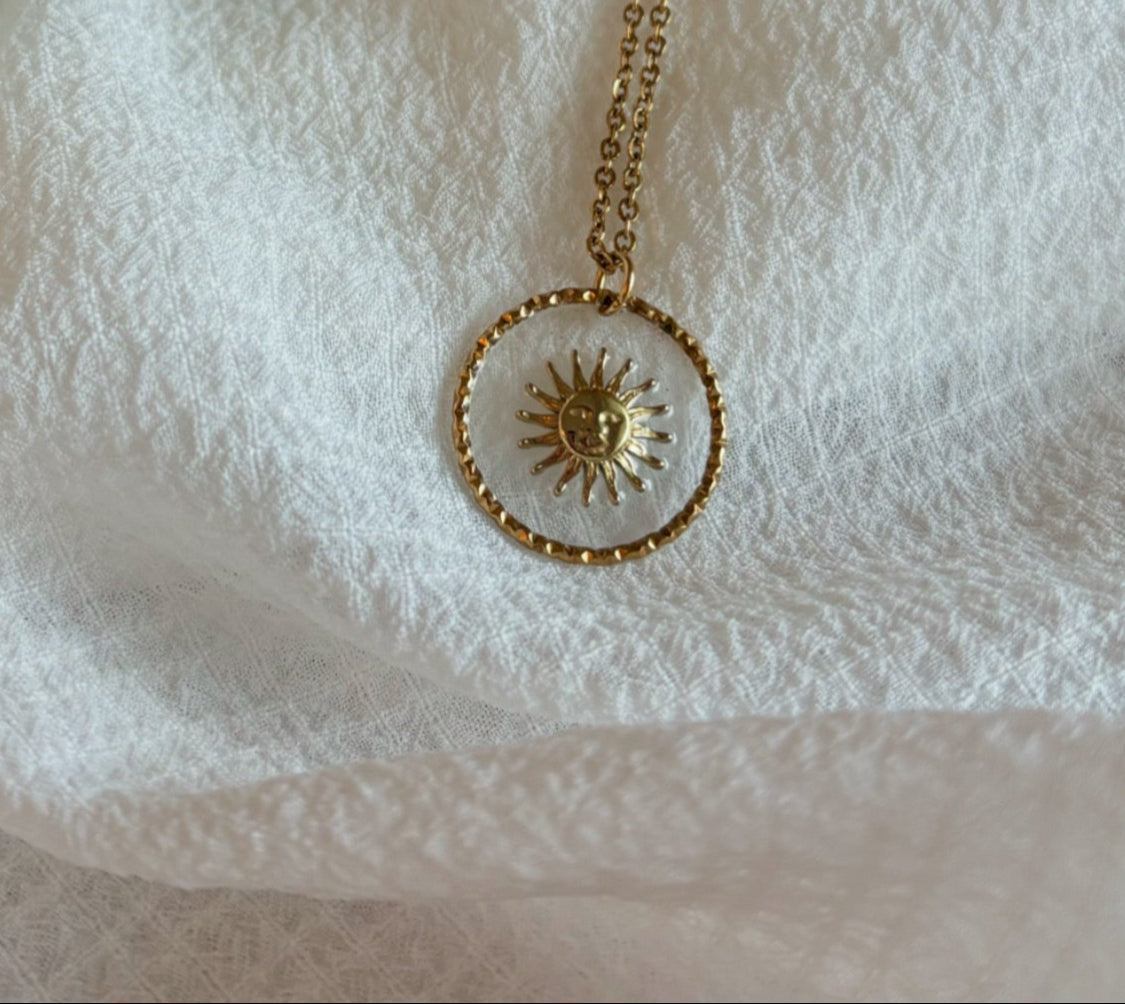 Pendentif soleil