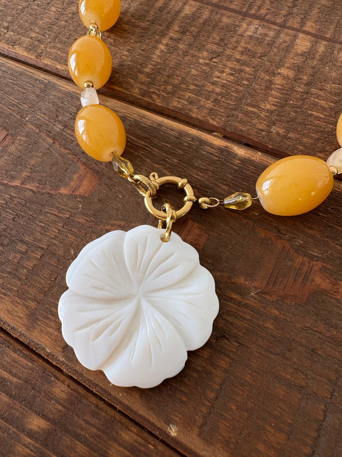 Collier HELIO